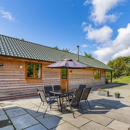 Ploony Hill Lodge Bleddfa Ngoại thất bức ảnh