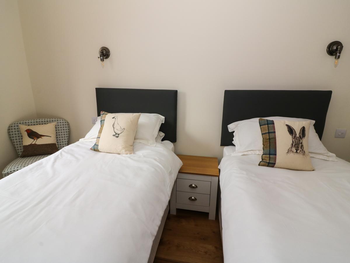 Ploony Hill Lodge Bleddfa Ngoại thất bức ảnh