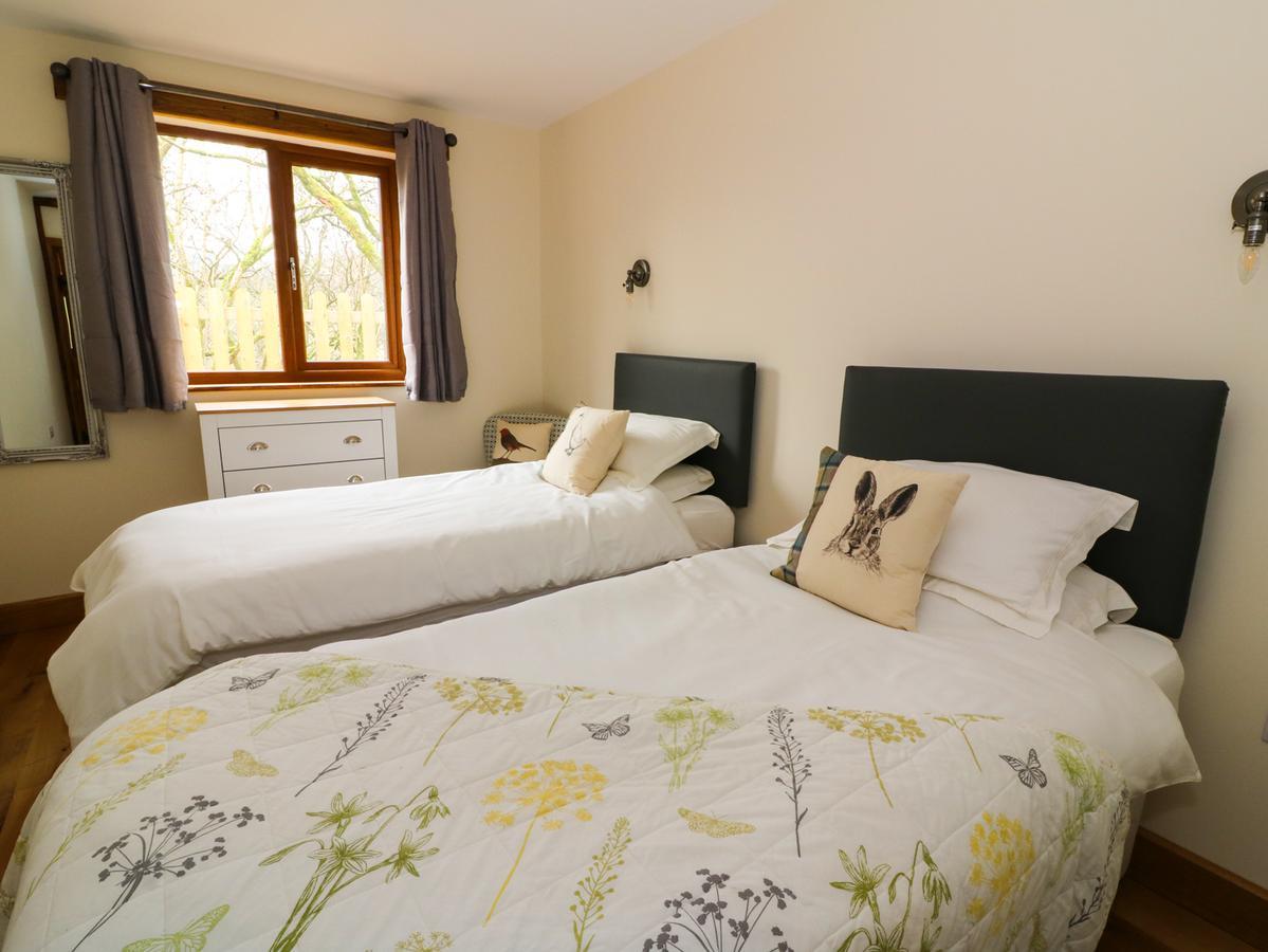 Ploony Hill Lodge Bleddfa Ngoại thất bức ảnh