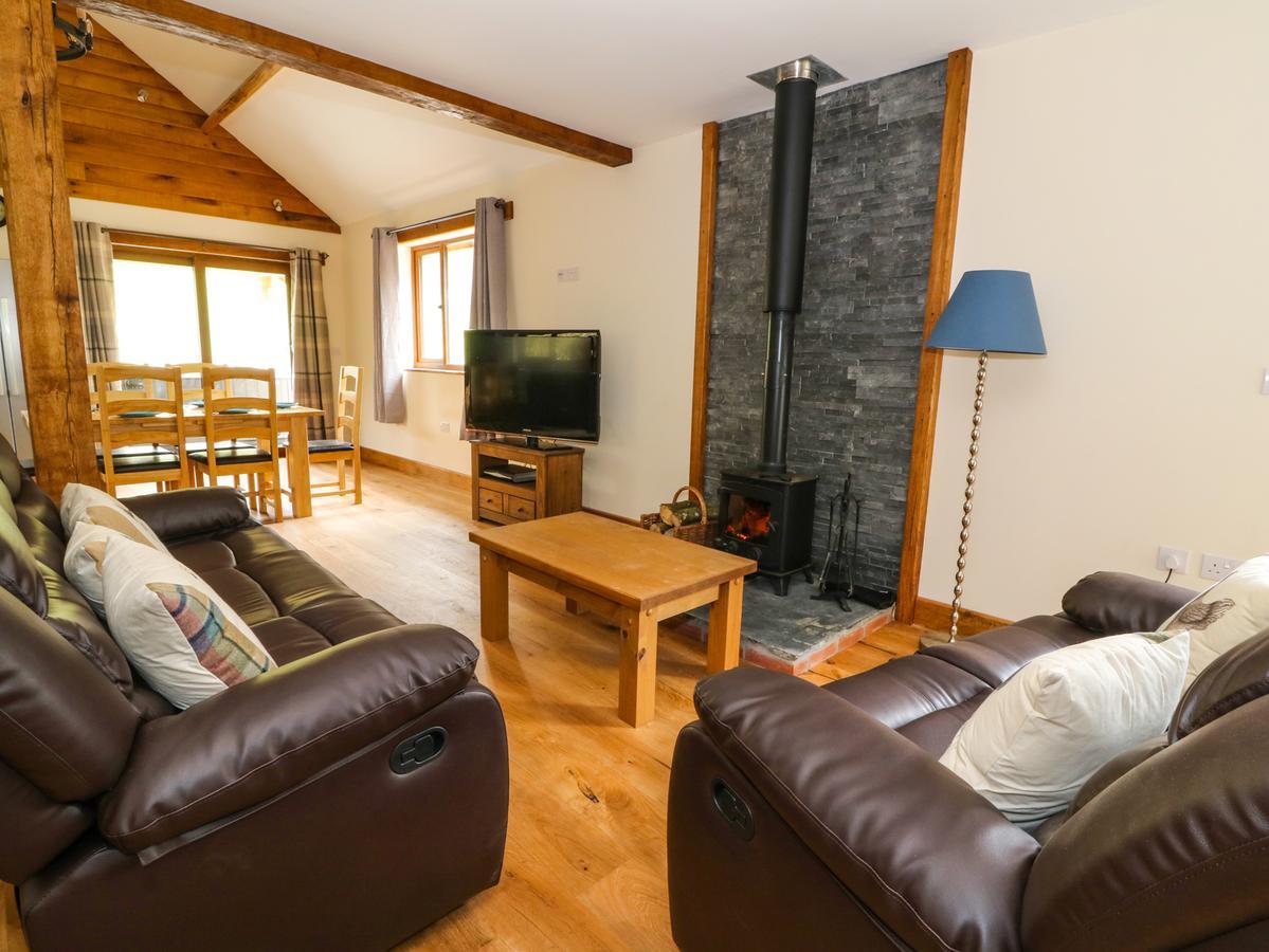 Ploony Hill Lodge Bleddfa Ngoại thất bức ảnh