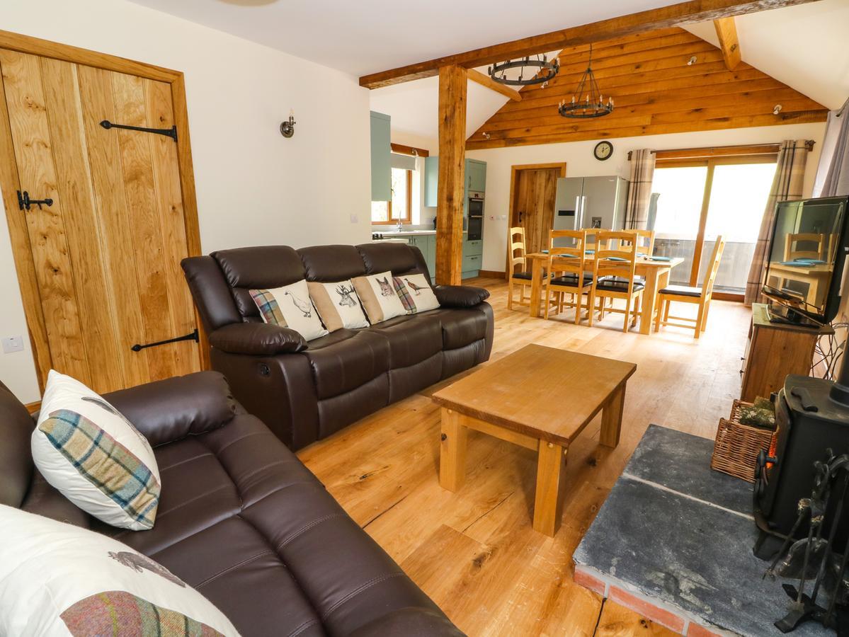 Ploony Hill Lodge Bleddfa Ngoại thất bức ảnh